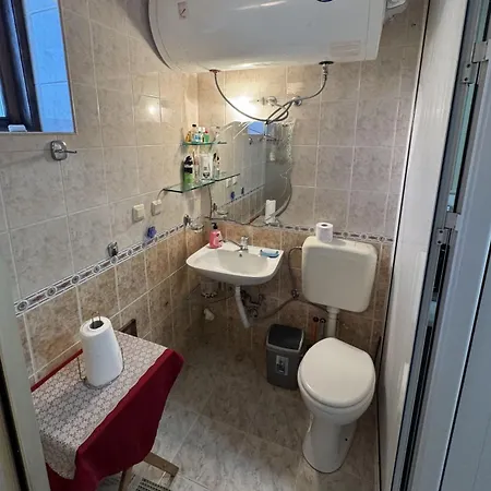 етаж от къща - желкови וארנה