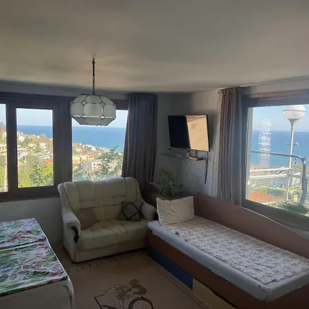 етаж от къща - желкови Vendégház Várna