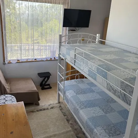 етаж от къща - желкови וארנה