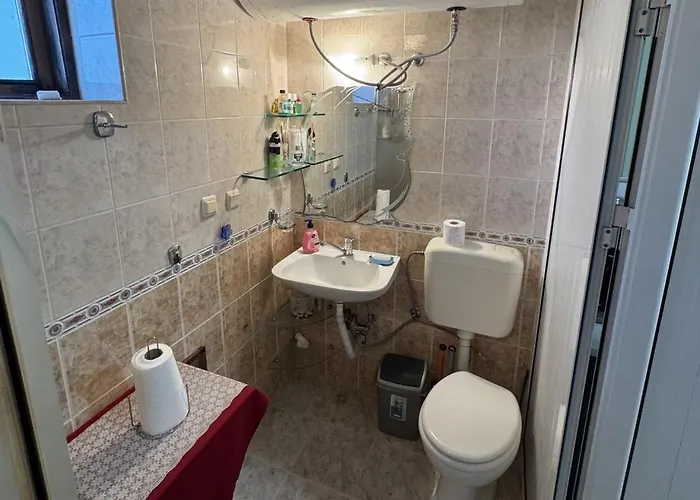 етаж от къща - желкови Βάρνα