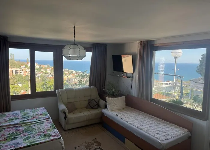 етаж от къща - желкови Πανσιόν Βάρνα